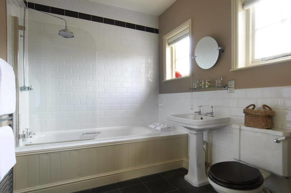 The Museum Inn Farnham  Esterno foto