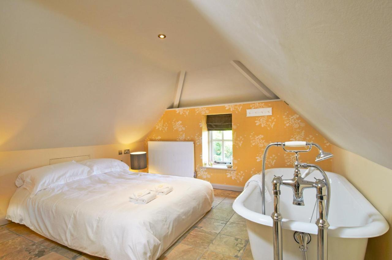 The Museum Inn Farnham  Esterno foto